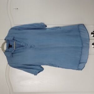 Chelsea & Theodore denim pullover dress with pockets short sleeve medium v-neck
